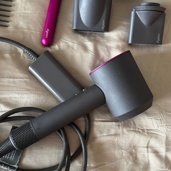 Dyson Hair Dryer Set - Black and Pink - Picture 2 of 6